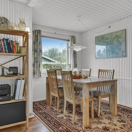 別荘 Three-bedroom In
