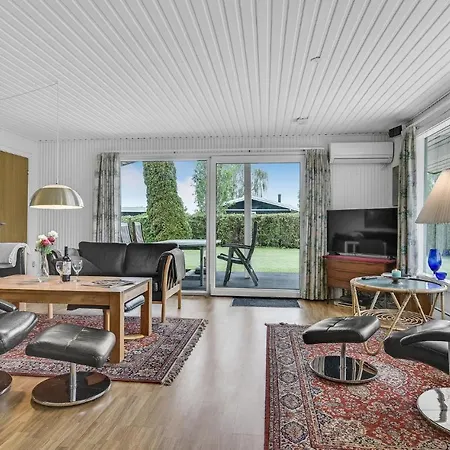 Three-bedroom In 別荘
