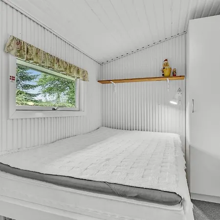 Holiday home Three-bedroom In